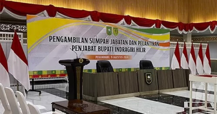 Pelantikan Pj Bupati Inhil yang dijadwalkan Jumat (9/8/2024) dan batal kembali dijadwalkan hari ini, Sabtu (10/8/2024).