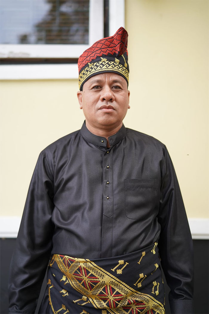 Dr H Suhardiman Amby MM