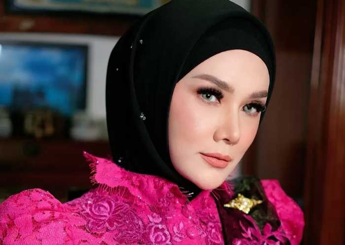 Mulan Jameela.