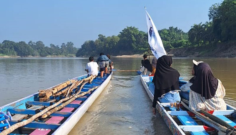 Dua jalur dari Pucuk Rantau siap meriahkan festival pacu jalur tradisional 2024 di Tepian Narosa, Telukkuantan. Foto diambil beberapa hari lalu.