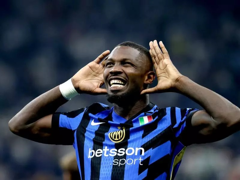 Marcus Thuram melakukan selebrasi usai mencetak brace ke gawang Atalanta. Pimpin daftar top skorer Serie A Italia dengan 4 gol dari 3 laga.