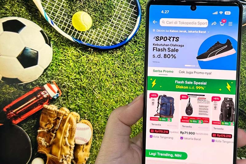 Tokopedia dan ShopTokopedia membagikan rekomendasi brand lokal sportswear hingga peralatan olahraga di Hari Olahraga Nasional 2024.