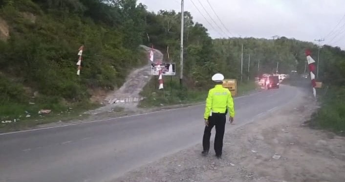 Jalan lintas Riau-Sumbar Km 106 Desa Tanjung Alai, Kecamatan XIII Koto Kampar, Kabupaten Kampar aman dan lancar, Senin (16/9/2024).