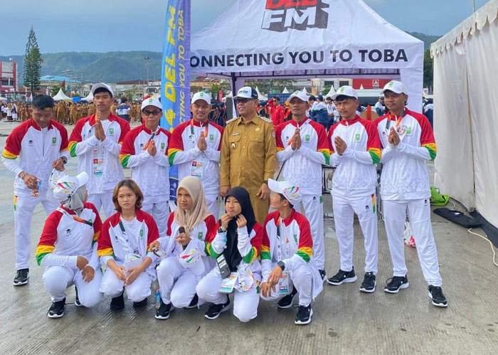 Kontingen Riau dari Cabor Ski Air saat foto bersama, baru-baru ini.