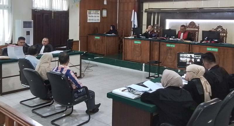 Suasana sidang pemeriksaan saksi ahli pada Perkara Korupsi Pembangunan Hotel Kuansing dengan terdakwa Sukarmis di PN Pekanbaru, Kamis (19/9/2024).