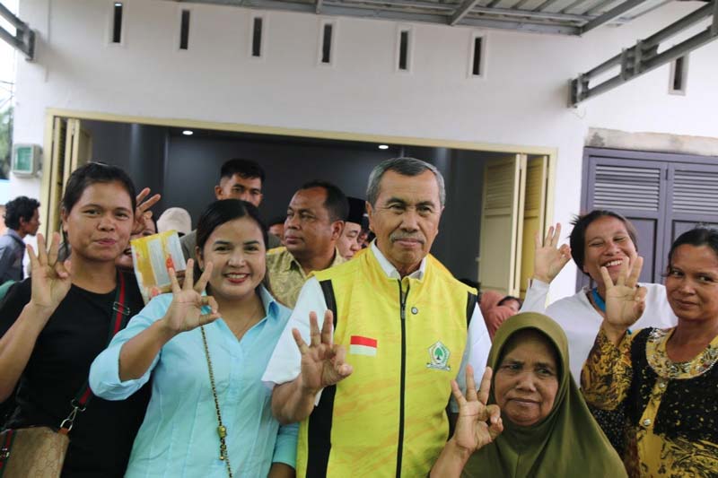 Calon Gubernur Riau Syamsuar saat kampanye di Pelalawan, Kamis (26/9/2024).