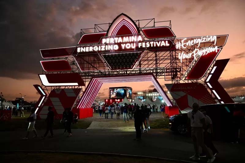 Sebanyak 60 UMKM binaan Pertamina ikut memeriahkan MotoGP Mandalika di Mandalika, Lombok, Nusa Tenggara Barat pada 27-29 September 2024.