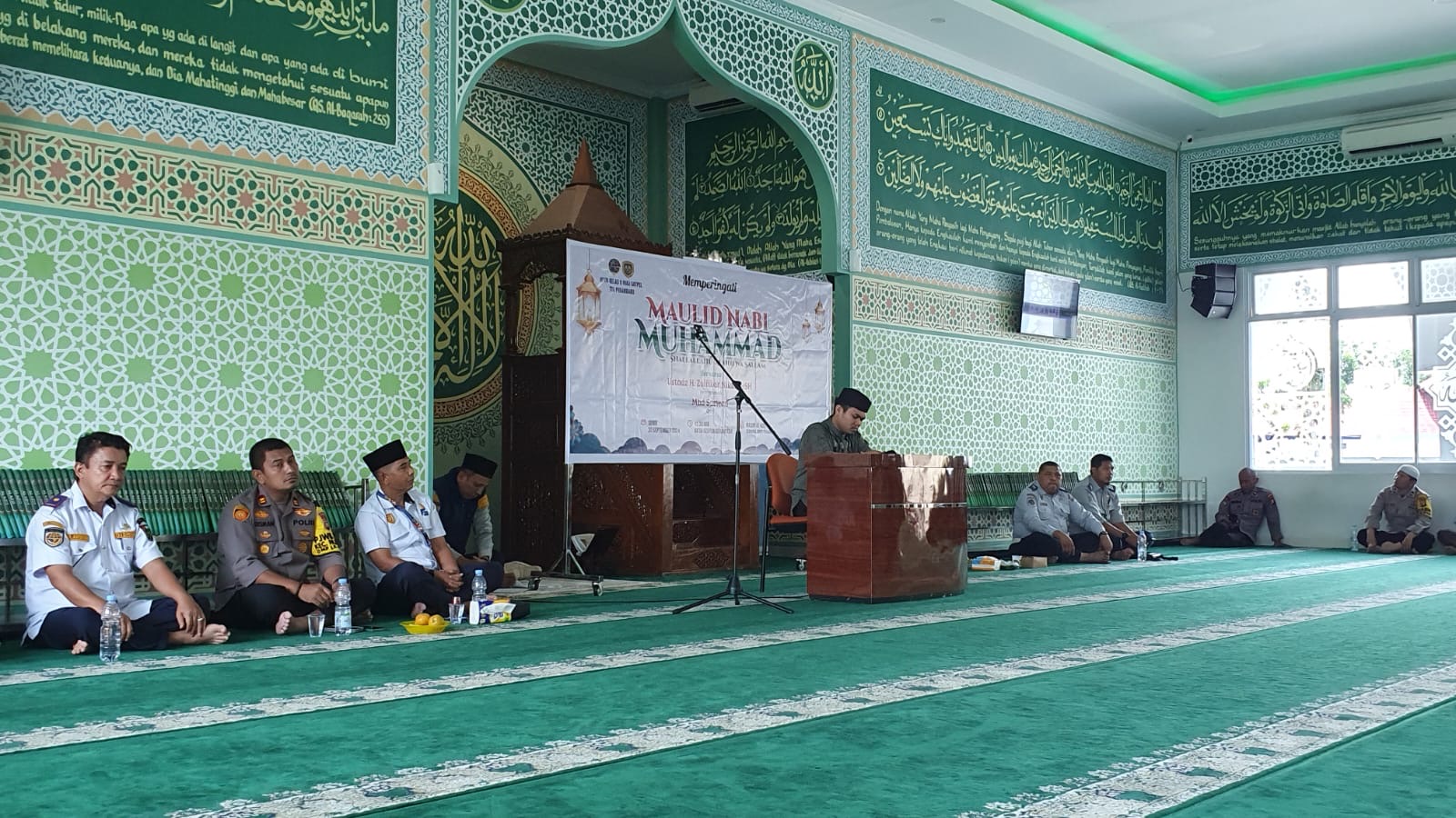 Peringatan Maulid Nabi di Masjid Al Aziz Terminal BRPS, Jalan Nangka Ujung, Selasa (1/10/2024).