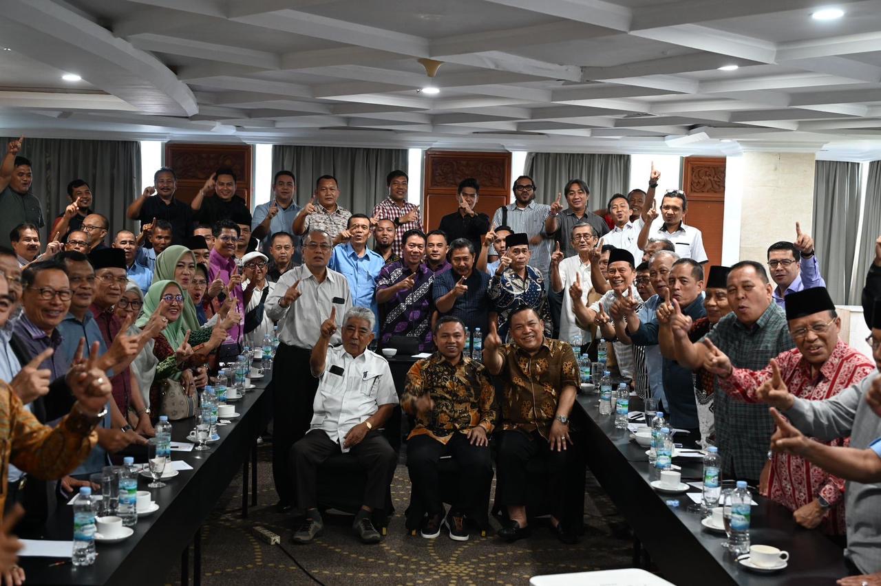 Silaturahmi tokoh masyarakat Riau bersama calon gubernur dan wakil gubernur riau no urut 1 di Pekanbaru.