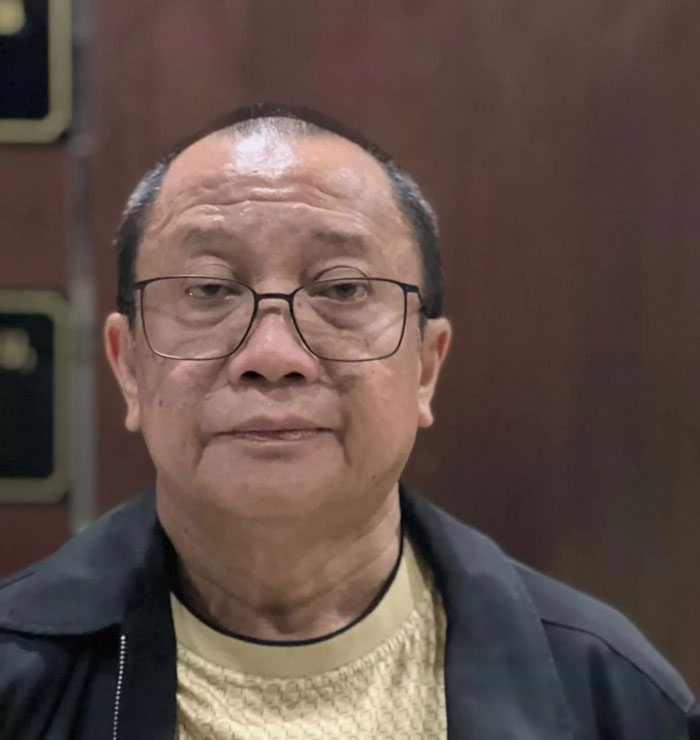 Terpidana kasus penggelapan Zainal Muttaqin diamankan Tim SIRI Kejagung RI, Rabu (2/10/2024),
