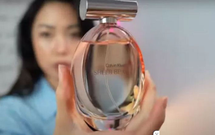 Ada trik agar membuat parfum favorit dapat bertahan lama saat digunakan