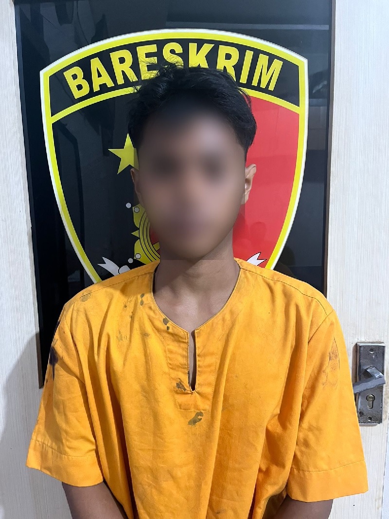 Pelaku S saat berada di Mapolres Inhil, Sabtu (5/10/2024).