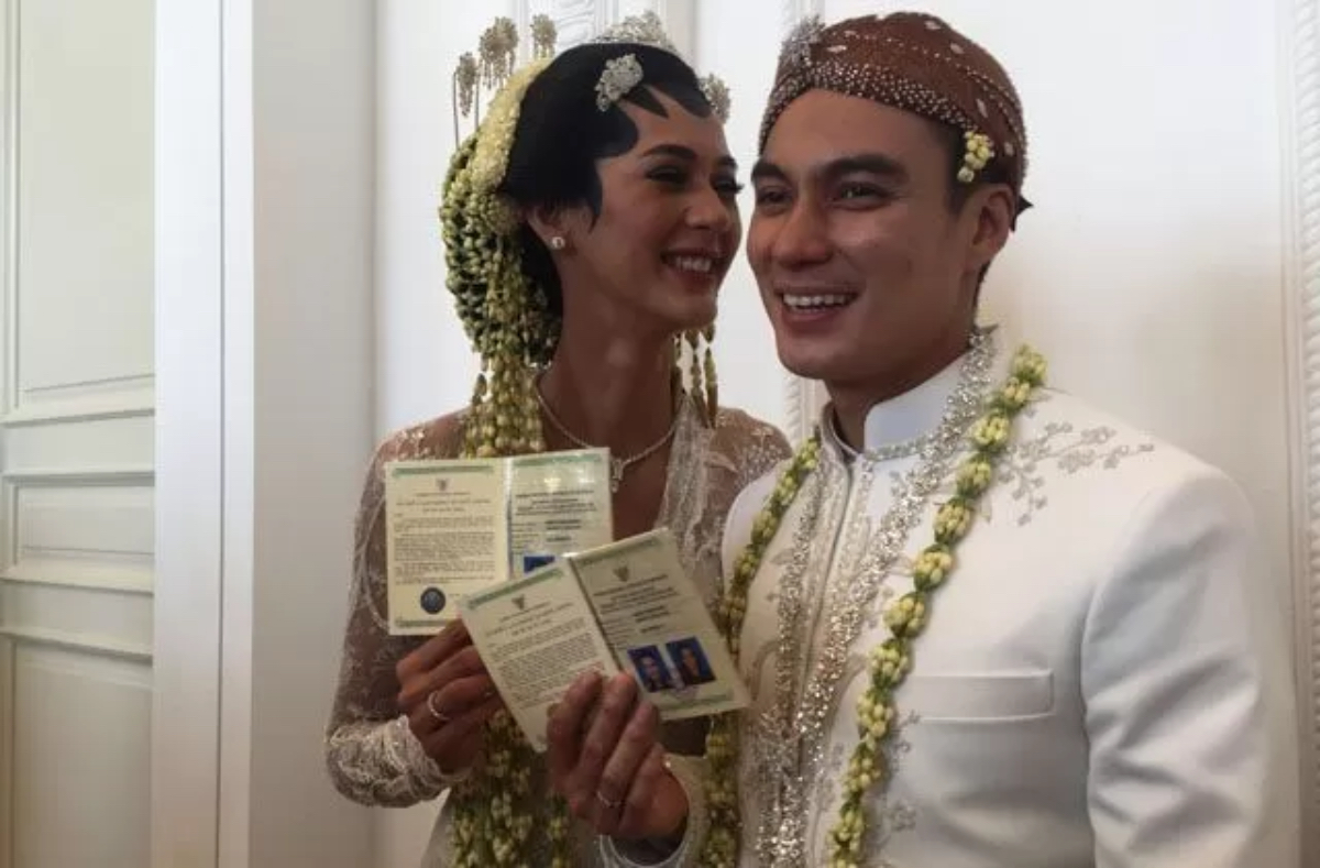 Baim Wong resmi menggugat cerai istrinya Paula Verhoeven di PA Jakarta Selatan, Selasa (8/10/2024).