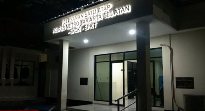 Keluarga Vadel Badjideh melaporkan Nikita Mirzani ke Polres Metro Jakarta Selatan