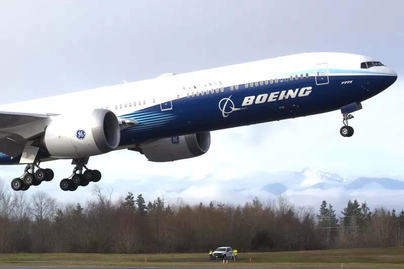 Salah satu pesawat Boeing saat terbang (take off), beberapa waktu lalu.