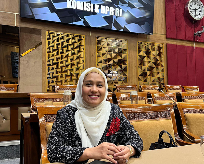 Anggota Komisi X DPR RI, Karmila Sari.
