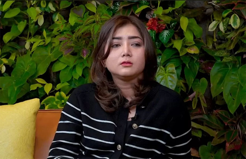 Youtuber Pratiwi Novianti,