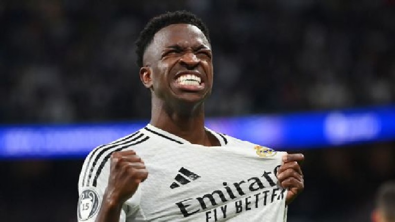 Penyerang Real Madrid Vinicius Junior pertimbangkan untuk memebli klub divisi dua Portugal untuk karie masa depannya saat pensiun.