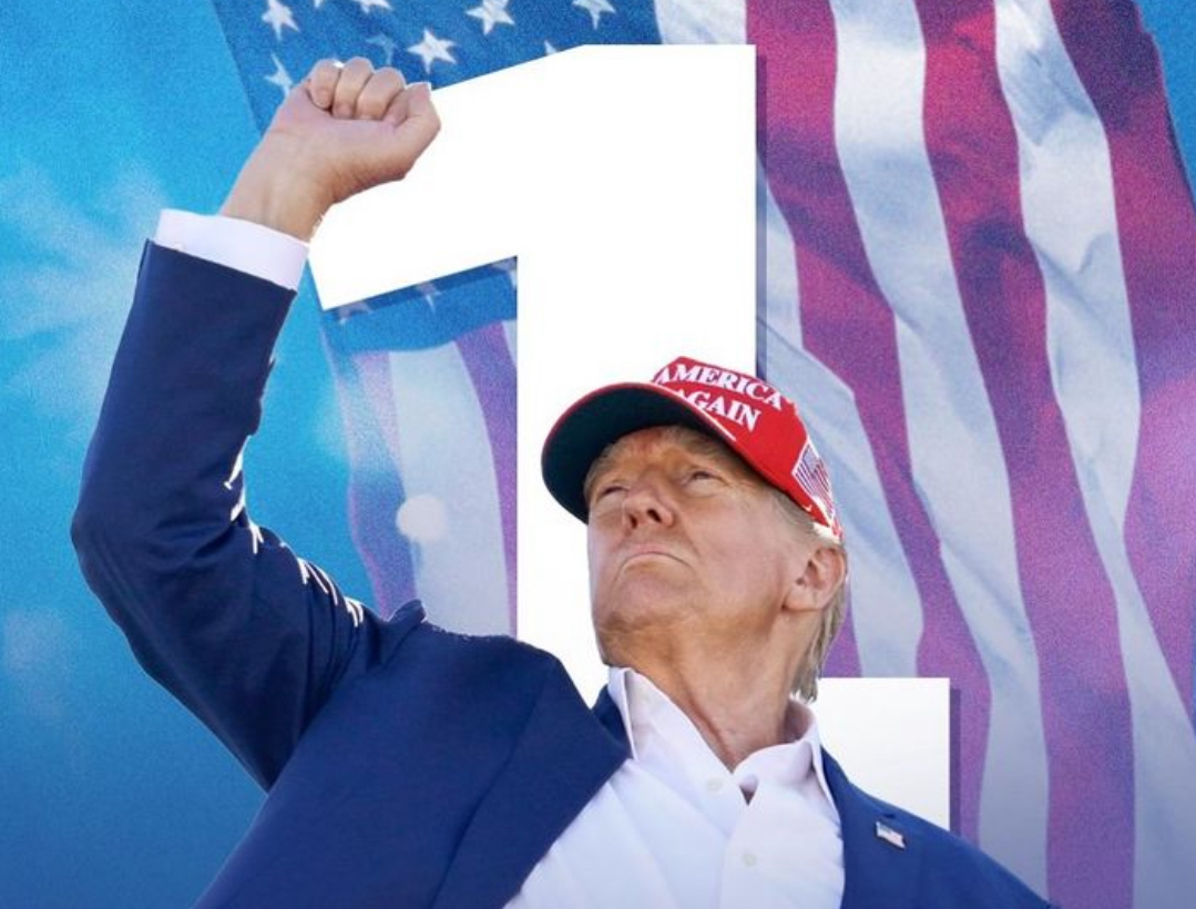 Donald Trump melaksanakan pidato klaim kemenangan di Florida usai hitung cepat Pilpres AS 2024.