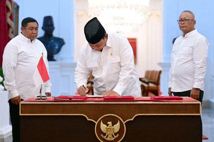 Presiden RI, Prabowo Subiantgo teken PP Nomor 47 Tahun 2024 tentang penghapusan piutang macet kepada usaha mikro, kecil, dan menengah (UMKM).