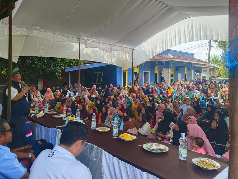 Cawagub Riau no urut 1 SF Hariyanto saat kampanye dialigos di Inhu, Rabu (6/11).