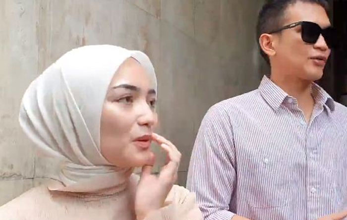 Pasangan Citra Kirana dan Rezky Aditya.
