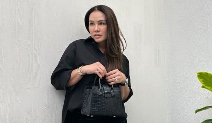 Fitri Salhuteru tantang Nikita Mirzani untuk membuktikan tudingan terhadap dirinya yang disebut makelar kasus.