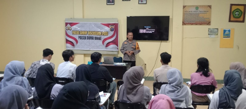 Polsek Dumai Barat menggelar Forum Gruop Discussion (FGD) dengan mahasiswa dan mahasiswi STIA membahas soal situasi kamtibmas jelang Pilkada 2024.