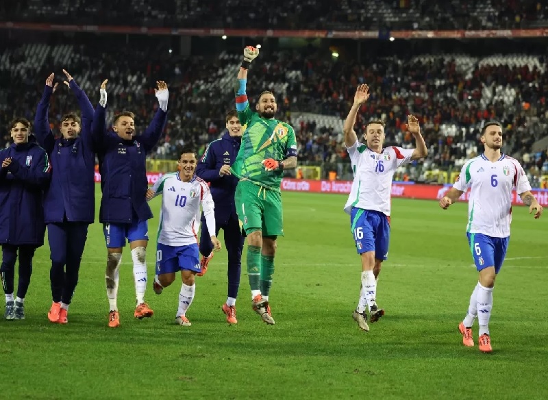 Ekspresi kegembiraan pemain Italia bergembira usai mengalahkan Belgia 1-0 di Brussels berkat gol cepat Sandro Tonali.