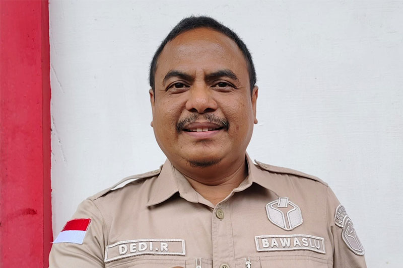 Ketua Bawaslu Inhu, Dedi Risanto SIP SH MSI