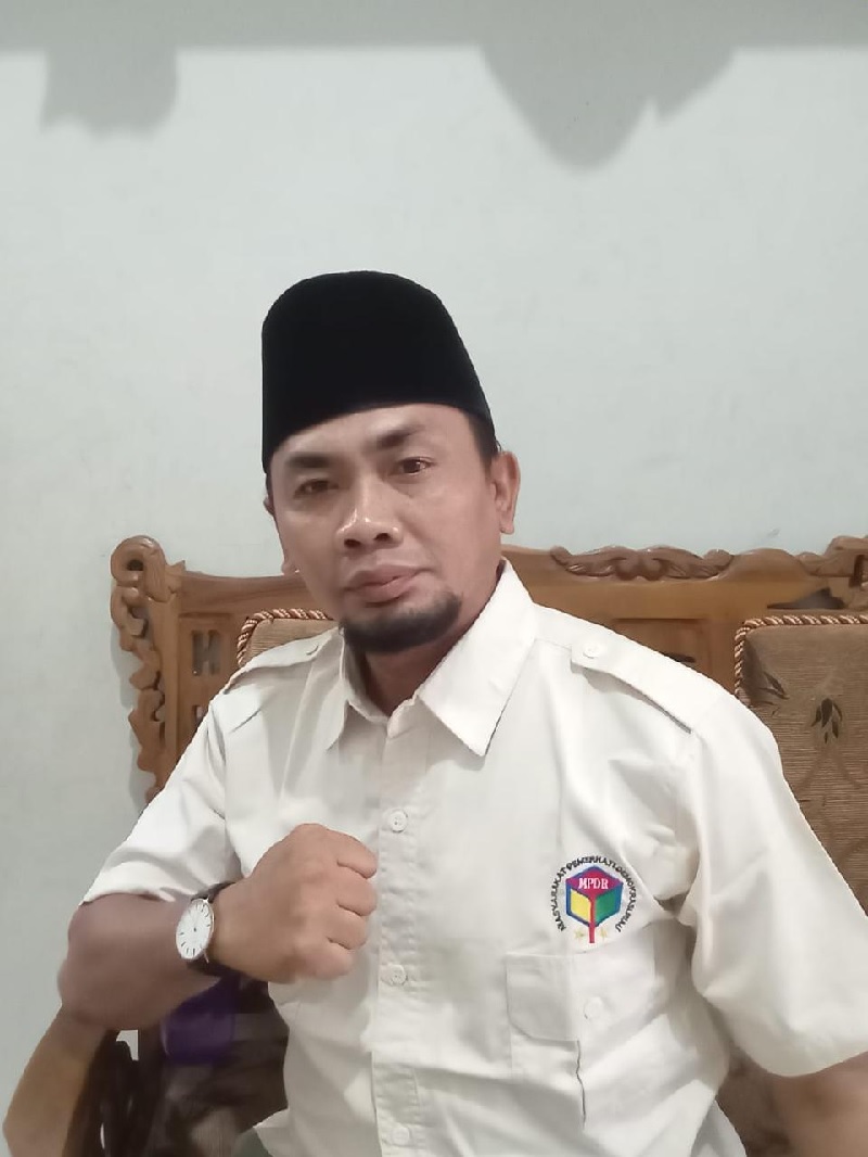 Direktur Eksekutif Masyarakat Peduli Demokrasi (MPD) Riau Zulfan Efendi Bawaslu Riau lakukan pengawasan, jangan hanya menunggu laporan.