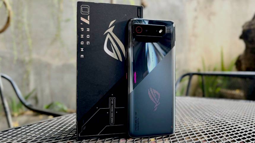 ASUS ROG Phone 7