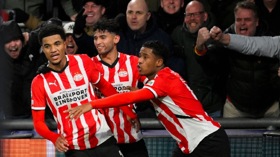 Gol-gol Malik Tillman memicu kemenangan dramatis PSV Eindhoven atas Shakhtar Donetsk pada matchday kelima Liga Champions.