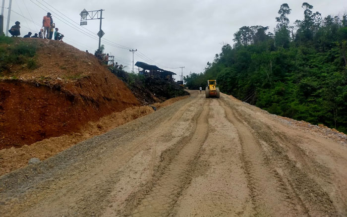 BPJN Riau menggesa trase jalan baru di Jalan lintas Riau-Sumbar di Desa Tanjung Alai, Kecamatan XIII Koto Kampar, Kabupaten Kampar.