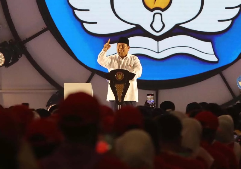 Presiden RI Prabowo Subianto memberikan arahan saat acara puncak Hari Guru Nasional 2024 di Jakarta International Velodrome Rawamangun pada Kamis (28/11/2024).