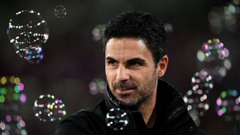 Arsenal naik ke posisi kedua dalam klasemen Liga Premier setelah West Ham 5-2 di Stadion London. Mikel Arteta sebut 7 gol di babak pertama itu gila.