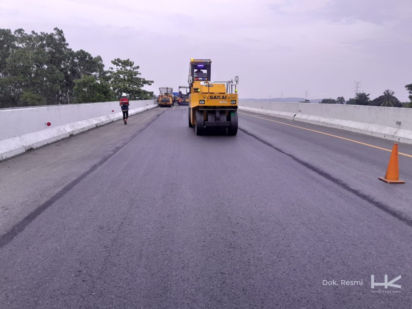 Pemeliharaan ruas Jalan Tol Trans Sumatera (JTTS) digesa Hutama Karya jelang libur natal 2024 dan tahun baru 2025 (nataru), baru-baru ini.