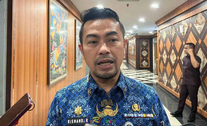 Penjabat (Pj) Wali Kota Pekanbaru Risnandar Mahiwa terjaring operasi tangkap tangan (OTT) di Kota Pekanbaru Senin (2/12/2024) malam
