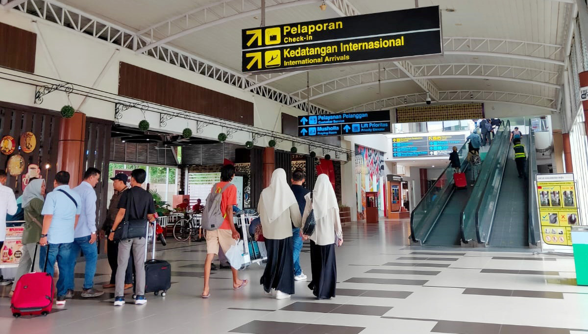 Penurunan Tarif Jasa Kebandarudaraan, Bandara SSK II Tunggu Arahan ...