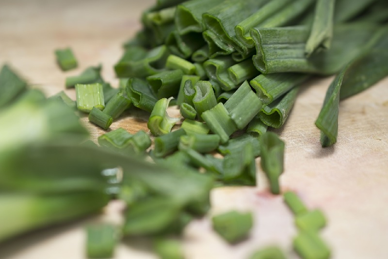 Ternyata daun bawang punya banyak manfaat untuk kesehatan tubuh yang jarang diketahui banyak orang. Selama ini hanya untu penyedap aroma masakan.