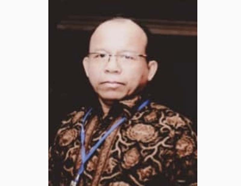 Amril M, Dosen  Program Pascasarjana UIN Suska Riau