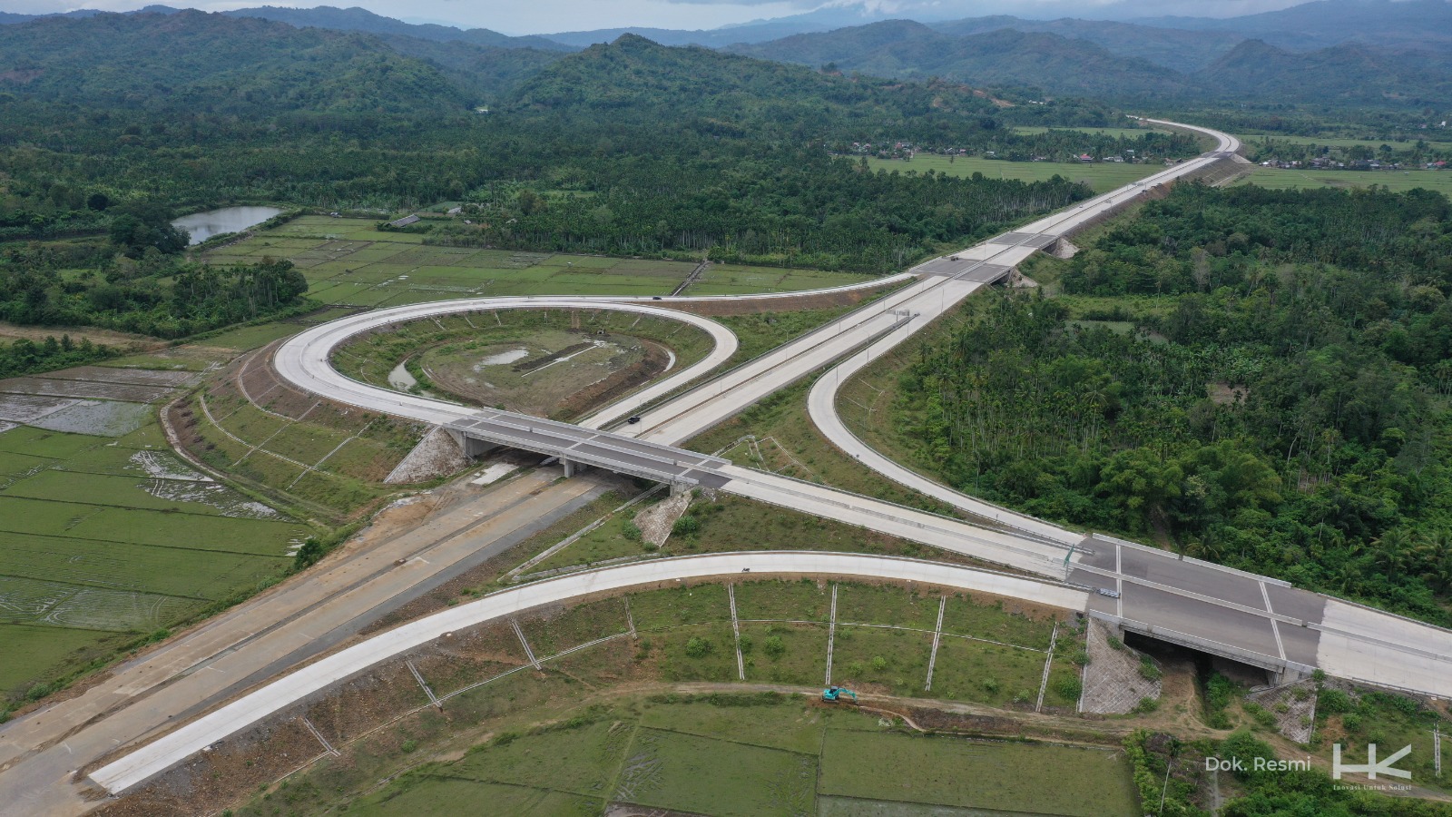 Jalan Tol Sigli-Banda Aceh seksi Padang Tiji-Seulimeum jadi salah satu dari 4 ruas baru di JTTS dibuka fungsional mulai 21 Desember, menyambut libur nataru.