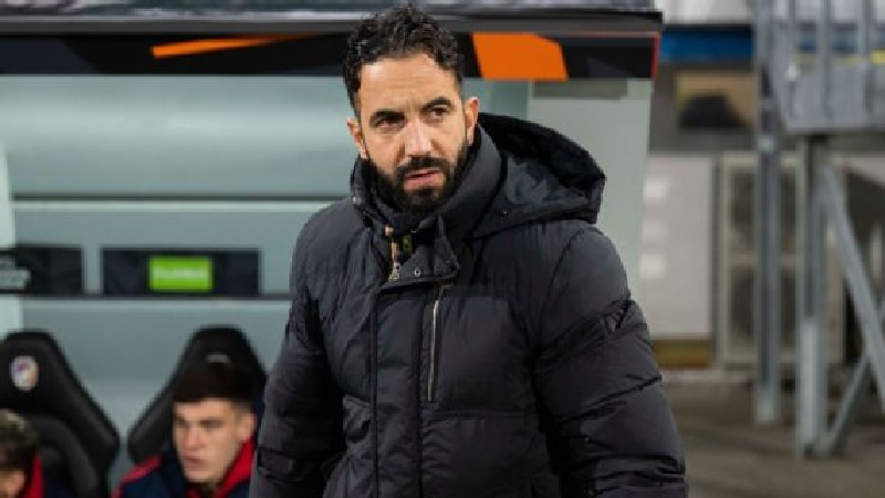 Manajer Manchester United Ruben Amorim bersemangat sepanjang kemenangan timnya atas Viktoria Plzen.