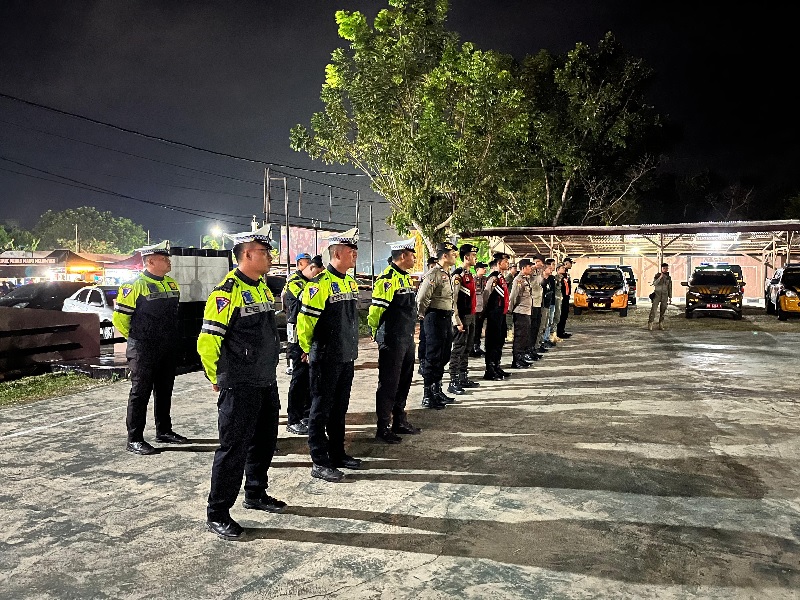 Polres Kuansing melakukan kegiatan kepolisian yang ditingkatkan (KRYD) menjaga kamtibmas pasca Pilkada Kuansing, Sabtu (14/12) malam.