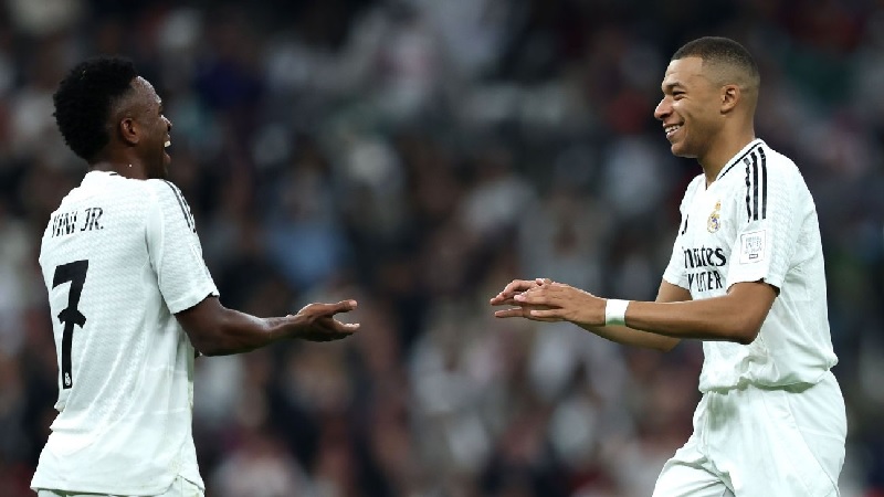 Kylian Mbappe dan Vinicius Junior sama-sama mencetak gol di final Piala Interkontinental dengan mengalahkan klub Pachuca Mesiko.