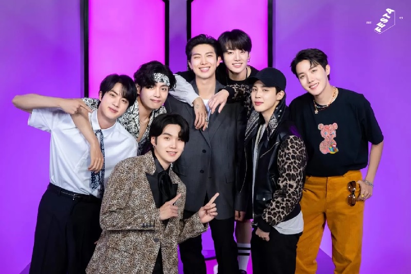 Comeback BTS diyakini bakal membantu perekonomian Korsel di tahun 2025.