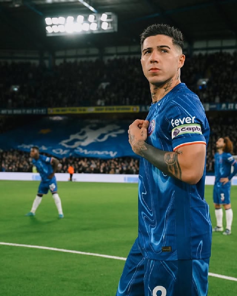 Enzo Fernandez menemukan performa terbaiknya di Chelsea di bawah arahan manajer Enzo Maresca.