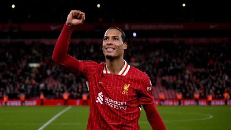 Kapten Liverpool Virgil van Dijk mengatakan dia masih dapat bermain di level tertinggi beberapa tahun lagi.