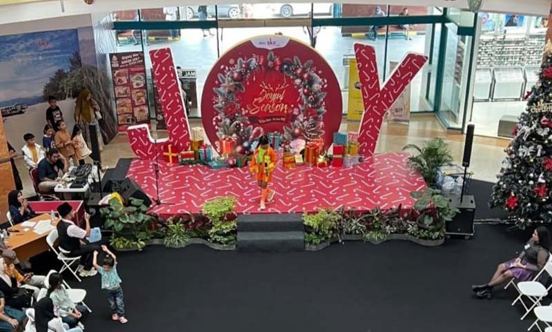 Mal SKA menutup program Joyful Season dengan lomba menyanyi atau Singing Contest di Atrium Kampar Mal SKA Pekanbaru, Ahad (5/1/2025).