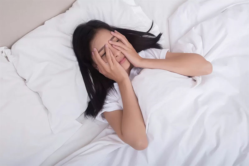Ilustrasi insomnia yang membuat seseorang susah tidur nyenyak.